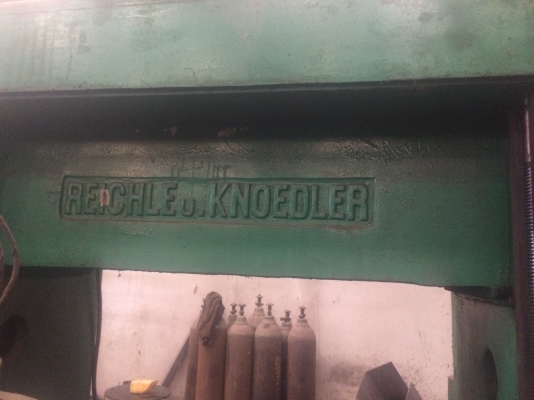 เครื่องไสนอนกว้าง1เมตรx2เมตรของญี่ปุ่นสนใจโทร0892224259