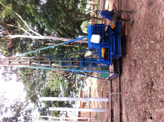 รับตอกเสาเข็มปากช่องเขาใหญ่