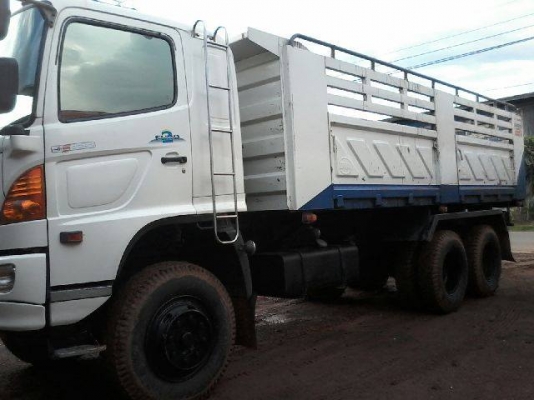 **ขายแล้วครับขอบคุณ Truck2hand ขาย10ล้อ2เพลาดั้ม HINO MEGA 320 FM2PNPD P11C-320HP ปี50 เครื่องเดิมเกียร์เดิม แห้งๆ แรงดี แน่น ไม่มีเยิ้ม เกียร์เดิมๆ เข้าง่ายไม่มีหลุด ช่วงล่างเดิมคัสซีสวย ไม่ปะไม่ดาม ไม่บวม กระบะดั้มเหล็ก SSM ลอนเฉียงสภาพสวย พื้นดีข้างสวย