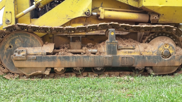 ขอแจมหน่อยนะครับขายด่วนแทร็คเตอร์KOMATSU D50S-16สภาพสวยๆราคาถูกๆพร้อมใช้งานจริงๆรีบจองเลยครับ0843923995