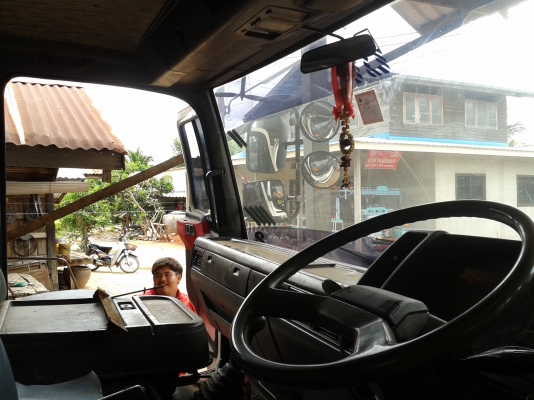 ขายรถ 6 ล้อดั้ม HINO FF162KA / เครื่อง JO7C 195 แรง