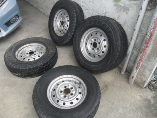 ล้อกะทะ 14นิ้ว 5รู114 พร้อมยาง 195R14 สวยๆ 4 ล้อ ราคา 2800 บาท