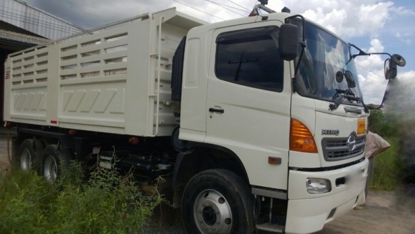 รถฮีโน่ 10 ล้อดั้ม 380 แรงม้า. ปี 53 ( ขายแม่ , ลูก ) สนใจติดต่อ 081 - 6079515 รถฮีโน่ 10 ล้อดั้ม 380 แรงม้า. ปี 53 ( ขายแม่ , ลูก ) สนใจติดต่อ 081 - 6079515