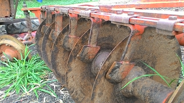 ผานพรวน6*24"คูโบต้า สำหรับรุ่น L45-47 สวยเดิมๆ ใบเต็มพร้อมใช้งานได้เลย