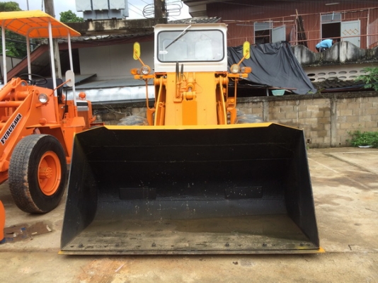 ขาย รถตัก KOMATSU 510 มีหลายคันให้เลือก  มีรถจัดส่งให้ถึงที่  เก่่านอก  สอบถามได้   089-8531812   053-795101  053-795102