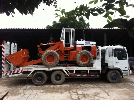 ขาย รถตัก KOMATSU 510 มีหลายคันให้เลือก  มีรถจัดส่งให้ถึงที่  เก่่านอก  สอบถามได้   089-8531812   053-795101  053-795102