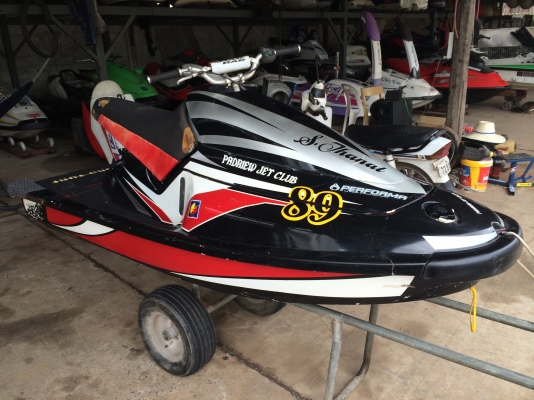 เจ็ทสกีนั่ง บัตเตอร์ วัน