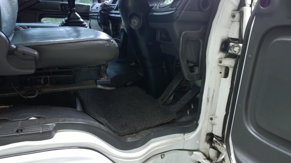 10ล้อเพลาเดียว..รถตู้เย็น 230 แรง..FVM32S2 4.. EURO2 ปี*2550 ตู้ยาว 7 เมตรกว่า... 10ล้อเพลาเดียว..รถตู้เย็น 230 แรง..FVM32S2 4.. EURO2 ปี*2550 ตู้ยาว 7 เมตรกว่า...