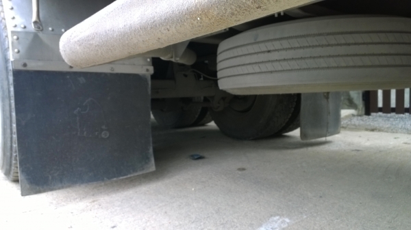 10ล้อเพลาเดียว..รถตู้เย็น 230 แรง..FVM32S2 4.. EURO2 ปี*2550 ตู้ยาว 7 เมตรกว่า... 10ล้อเพลาเดียว..รถตู้เย็น 230 แรง..FVM32S2 4.. EURO2 ปี*2550 ตู้ยาว 7 เมตรกว่า...