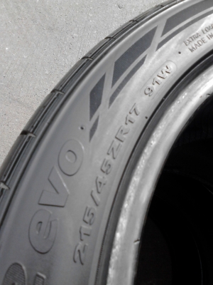 215/45R17 HANKOOK VENTUS V12 EVO MADE IN KOREA ปี2011 มี 1 เส้น สวย หนา ไม่มีปะ TEL.081-427-3941 215/45R17 HANKOOK VENTUS V12 EVO MADE IN KOREA ปี2011 มี 1 เส้น สวย หนา ไม่มีปะ TEL.081-427-3941