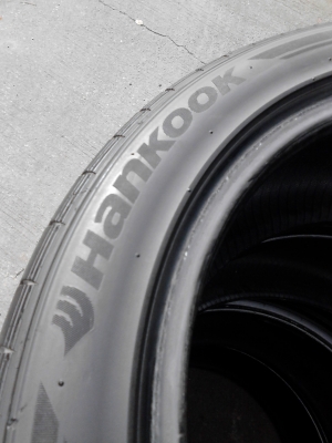 215/45R17 HANKOOK VENTUS V12 EVO MADE IN KOREA ปี2011 มี 1 เส้น สวย หนา ไม่มีปะ TEL.081-427-3941 215/45R17 HANKOOK VENTUS V12 EVO MADE IN KOREA ปี2011 มี 1 เส้น สวย หนา ไม่มีปะ TEL.081-427-3941