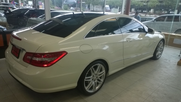 ขายดาวน์...BENE...E200 ปี2013สปอร์ท 2ประตู 7 AT หลังคาสลูป...รถ 1 ปี ใช้แค่20000 กม. รถสวยไม่เคยชน..เคลือบแก้วอย่างดี