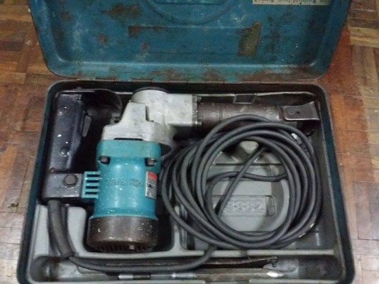 เครื่องสกัดไฟฟ้า ,เจาะคอนกรีต,แย็ก มากีตาร์ MAKITA HM0810