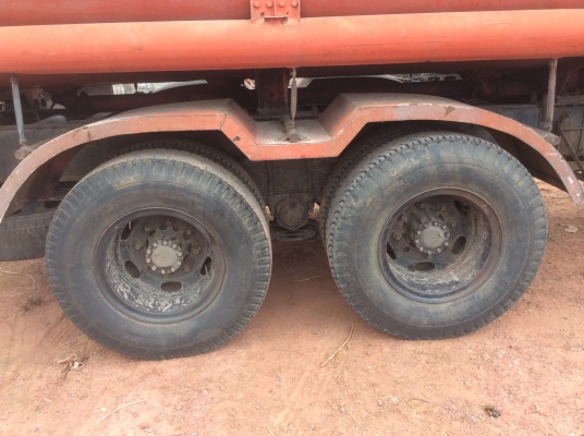 ขายHINO SUMO 227(2เพลา) เครื่อง220แรง เกียร์พิเศษมี Lo-high พร้อมระบบลากพ่วง ครัทซีเดิมๆสวยมาก ยางดี เครื่องดี รถแห้งๆเดิม ขาย870,000 บาท