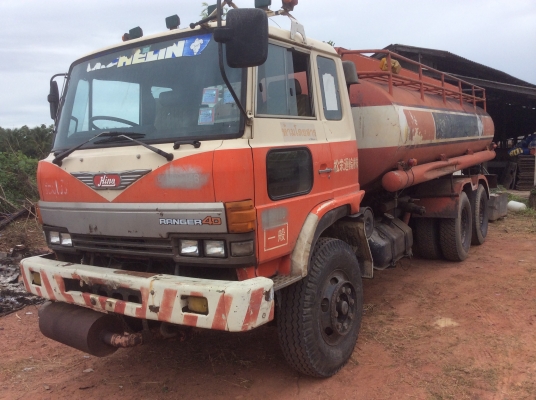 ขายHINO SUMO 227(2เพลา) เครื่อง220แรง เกียร์พิเศษมี Lo-high พร้อมระบบลากพ่วง ครัทซีเดิมๆสวยมาก ยางดี เครื่องดี รถแห้งๆเดิม ขาย870,000 บาท