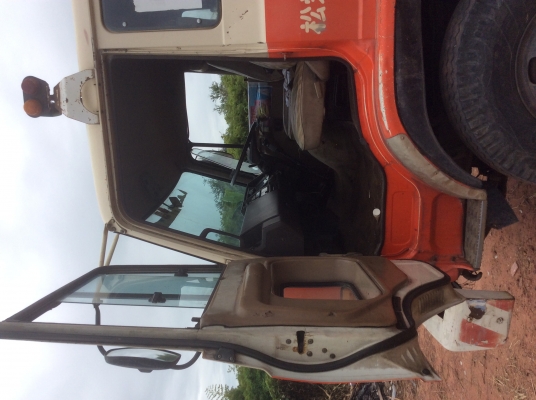 ขายHINO SUMO 227(2เพลา) เครื่อง220แรง เกียร์พิเศษมี Lo-high พร้อมระบบลากพ่วง ครัทซีเดิมๆสวยมาก ยางดี เครื่องดี รถแห้งๆเดิม ขาย870,000 บาท