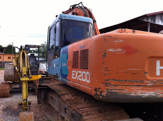 รถแบคโฮ HITACHI EX200-3 รถสวยใช้งานดี มีทะเบียนครบ