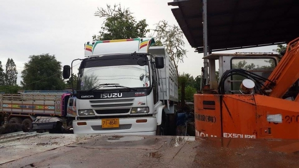 อีซูซุ เดกก้าeuro1