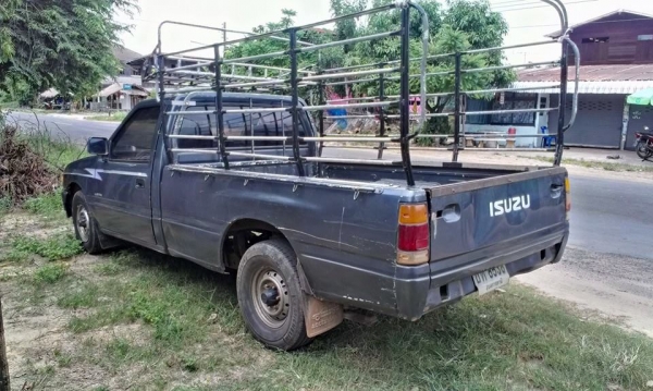 ขายมังกรปี39 เครื่อง90แรงม้า พร้อมคอกเหล็ก ขายมังกรปี39 เครื่อง90แรงม้า พร้อมคอกเหล็ก