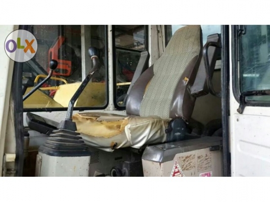 ขายรถแบ็คโค KOMATSU PC100-5ไฟฟ้าเต็ม แอร์เย็น เอวแน่น ช่วงล่างเต็ม เครื่องเดิม ปั๊มแห้ง สภาพพร้อมใช้งาน เอกสาร อินวอย สนใจโทร 090-8588220คุณนะ ID:narong498 หรือ www.truck.in.th/498 ขายรถแบ็คโค KOMATSU PC100-5ไฟฟ้าเต็ม แอร์เย็น เอวแน่น ช่วงล่างเต็ม เครื่องเดิม ปั๊มแห้ง สภาพพร้อมใช้งาน เอกสาร อินวอย สนใจโทร 090-8588220คุณนะ ID:narong498 หรือ www.truck.in.th/498