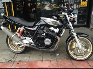 รับซ่อมแต่งบิ้วเก็บงานบิ๊กไบค์ทุกรุ่น รับซ่อมแต่งบิ้วเก็บงานบิ๊กไบค์ทุกรุ่น