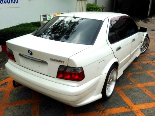 ขาย E36 1Jโบคู่ เกียร์ออโต้ ของแต่งคุ้มๆ