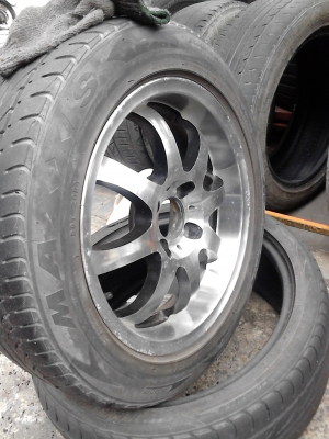 แม๊ก ขอบ 15 ขนาด 4 รู 100 ชุด 4 วง TEL.081-427-3941 แม๊ก ขอบ 15 ขนาด 4 รู 100 ชุด 4 วง TEL.081-427-3941