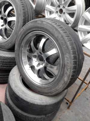 แม๊ก ขอบ 15 ขนาด 4 รู 100 ชุด 4 วง TEL.081-427-3941 แม๊ก ขอบ 15 ขนาด 4 รู 100 ชุด 4 วง TEL.081-427-3941