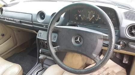 รถเก่า คลาสสิค สมบูรณ์พร้อมใช้