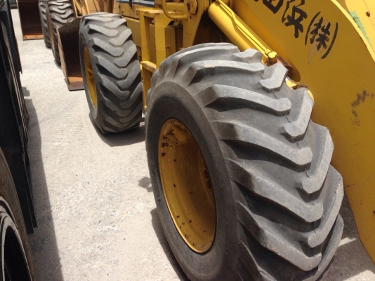 รถตักเอวอ่อน KOMATSU 510 ยอดนิยม เก่าญี่ปุ่นแท้ๆ มาแล้วครับ ขายถูกๆๆๆๆ 090-986-2521