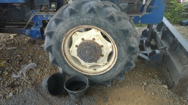 รถไถFORD EURO TRACK FT-100 ยูโร2 1900ชม. 2เพลา4WD...มีใบดันหน้าและจาน7..รถสวยมากใช้น้อย มีเล่มทะเบียน... รถไถFORD EURO TRACK FT-100 ยูโร2 1900ชม. 2เพลา4WD...มีใบดันหน้าและจาน7..รถสวยมากใช้น้อย มีเล่มทะเบียน...