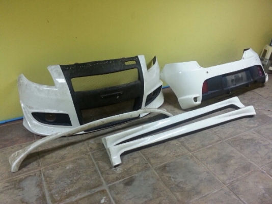 ขายชุดแต่งรอบคัน โตโยต้ายาริส09 ราคา 1500 บ