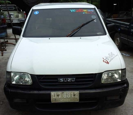 Isuzu Spark EX 2.5 Turbo 2002 M/T สี ขาว Isuzu Spark EX 2.5 Turbo 2002 M/T สี ขาว