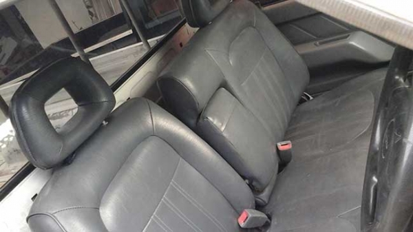 Isuzu Spark EX 2.5 Turbo 2002 M/T สี ขาว Isuzu Spark EX 2.5 Turbo 2002 M/T สี ขาว