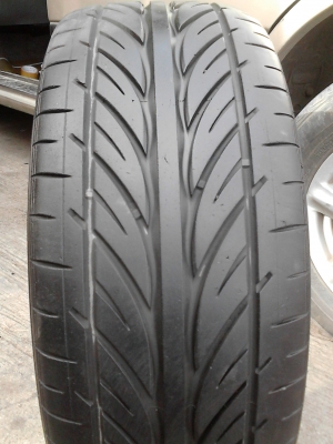 215/45R17 HANKOOK VENTUS V12 EVO MADE IN KOREA ปี2011 มี 1 เส้น สวย หนา ไม่มีปะ TEL.081-427-3941 215/45R17 HANKOOK VENTUS V12 EVO MADE IN KOREA ปี2011 มี 1 เส้น สวย หนา ไม่มีปะ TEL.081-427-3941