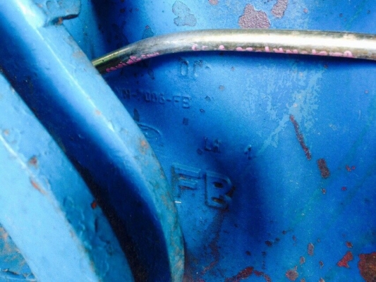 ขายรถไถฟอร์ด 6610 เพลาหน้าคาราโล่ 2 เพลา เอกสารเล่มทะเบียน สนใจโทร 081-9701072