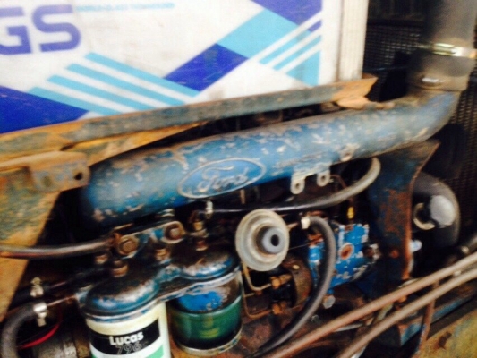 ขายรถไถฟอร์ด 6610 เพลาหน้าคาราโล่ 2 เพลา เอกสารเล่มทะเบียน สนใจโทร 081-9701072