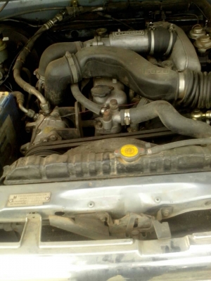 อีซุคามิโอปี95เครื่องดีเซล2800เกียออโต้เพาวเวอรแม็กยางใหม่ อีซุคามิโอปี95เครื่องดีเซล2800เกียออโต้เพาวเวอรแม็กยางใหม่