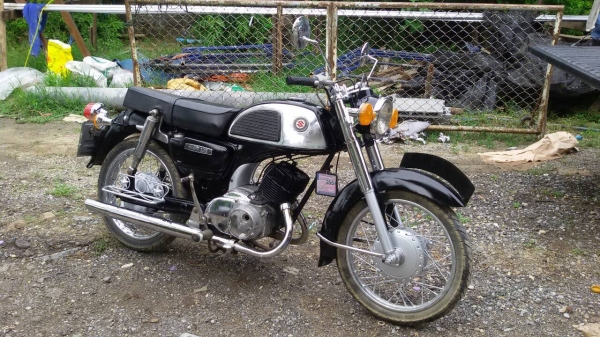 ขายk125 เครื่อวฝฝฝไพน้าหรังติดพร้อมขี่