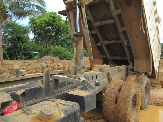 MITSUBICHI FN527 M 6D16 TF 3461-10 สปีด ดั้มสองเพลา พร้อมใช้ MITSUBICHI FN527 M 6D16 TF 3461-10 สปีด ดั้มสองเพลา พร้อมใช้