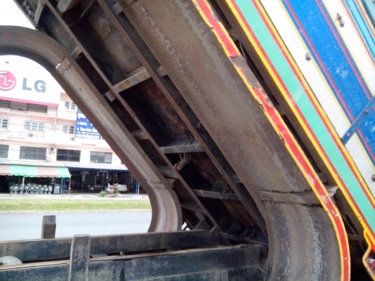 ขาย Isuzu Rocky 175  อินเตอร์คูลเลอร์ ดั้ม 2 เพลา