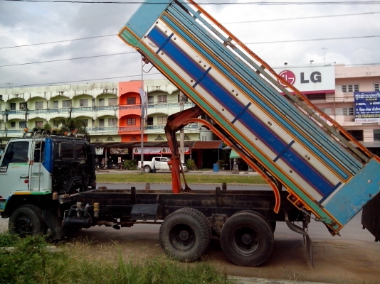 ขาย Isuzu Rocky 175  อินเตอร์คูลเลอร์ ดั้ม 2 เพลา