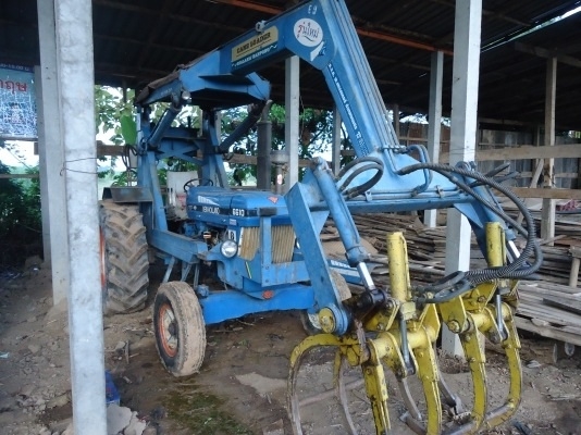 ขายรถคีบอ้อย กลกิจ รถไถฟอร์ด เสื้อ T5 ท่อไอดีเหลี่ยม