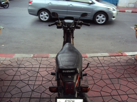 ขายรถซูซูกิสปริ้นเตอร์110มีทะเบียนชุดโอนเครื่องดีมากเดิมๆๆสนใจติดต่อสรกฤช091-8892274  086-0767308
