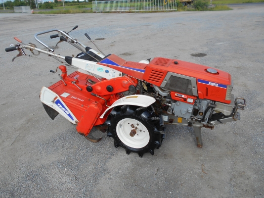 KUBOTA K1-85  รถตีดิน