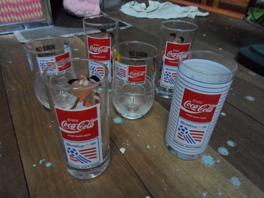 แก้วสะสม เป๊ปซี่ + แก้วโค้ก รวม 12 ใบ ขายเหมา 1,000