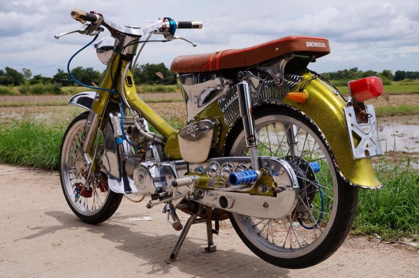 ขาย HONDA CM 90 เครื่องดรีม 100 สตาทร์มือ