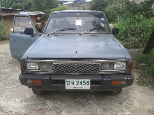 ขายรถกระบะ นิสสัน กระบะเลส ลงเครื่่องใหม่ รถมีทะเบียน ใช้งานได้ เกียร์ออโต้