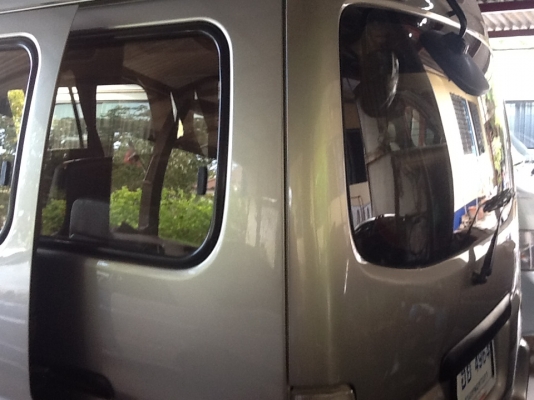 ขายถูก NISSAN URVAN ปี 05