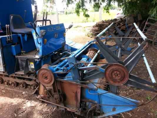 ขายรถเกี่ยวข้าวเล็ก หน้ากว้าง1.50เมตร ใช้ได้สองระบบ อุ้ม800kgและปรับเป็นรองกระสอบได้ เครื่องHINO เครื่องดี ช่วงล่างดี สนใจโทร090-8588220คุณนะ หรือ www.truck.in.th/498 ขายรถเกี่ยวข้าวเล็ก หน้ากว้าง1.50เมตร ใช้ได้สองระบบ อุ้ม800kgและปรับเป็นรองกระสอบได้ เครื่องHINO เครื่องดี ช่วงล่างดี สนใจโทร090-8588220คุณนะ หรือ www.truck.in.th/498